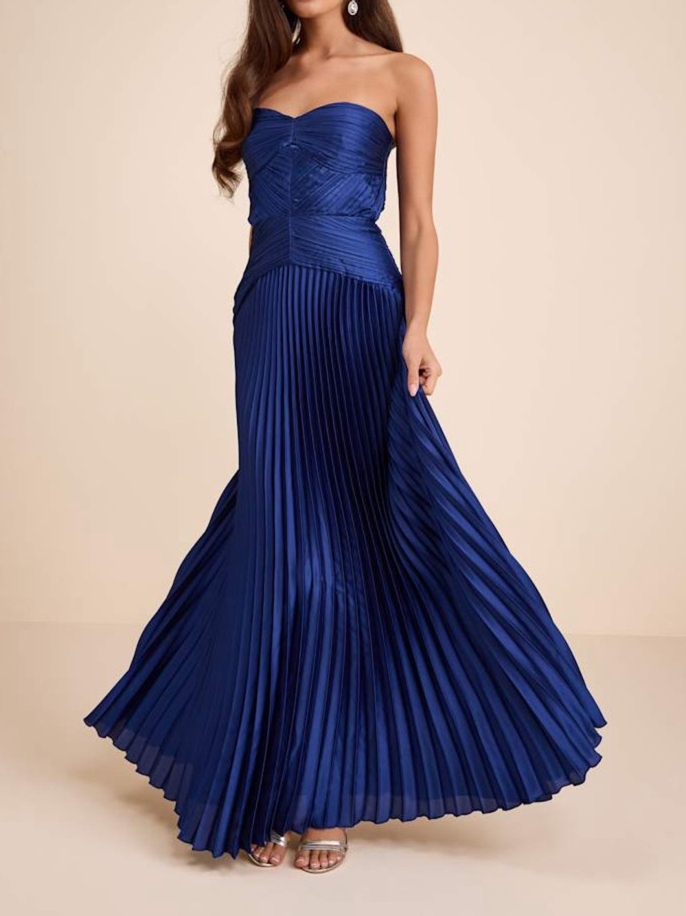 Lulu’s FLAW Elkay Navy Blue Pleated Satin Drop Waist Maxi Dress Women’s sz S NWT